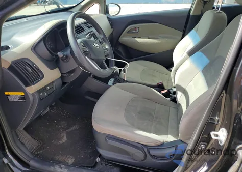 2015 Kia Rio Lx z USA, uszkodzony, nr VIN KNADM4A38F6485058